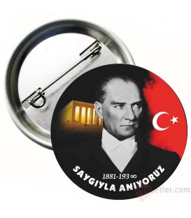 Atatürkü Saygıyla Anıyoruz Rozetleri Bayraklı